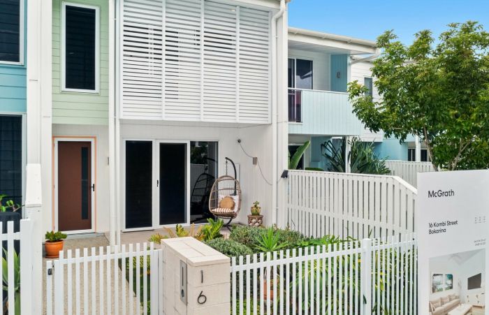 16 Kombi Street, Bokarina QLD